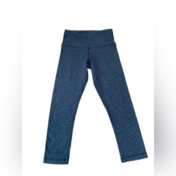 Lululemon Mid Waist Gray Pattern crop pants Size 2 - Picture 1 of 5